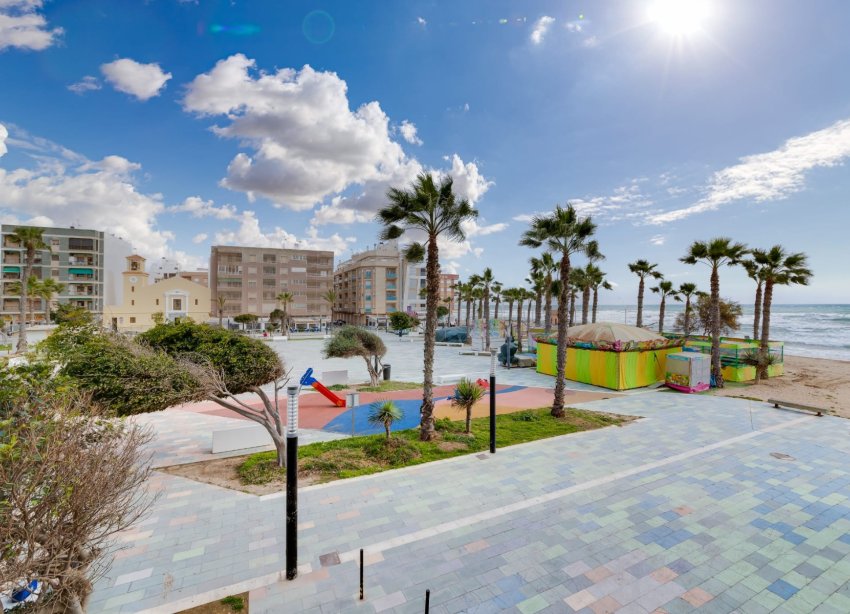 Resale - Apartment - Torrevieja - La Mata