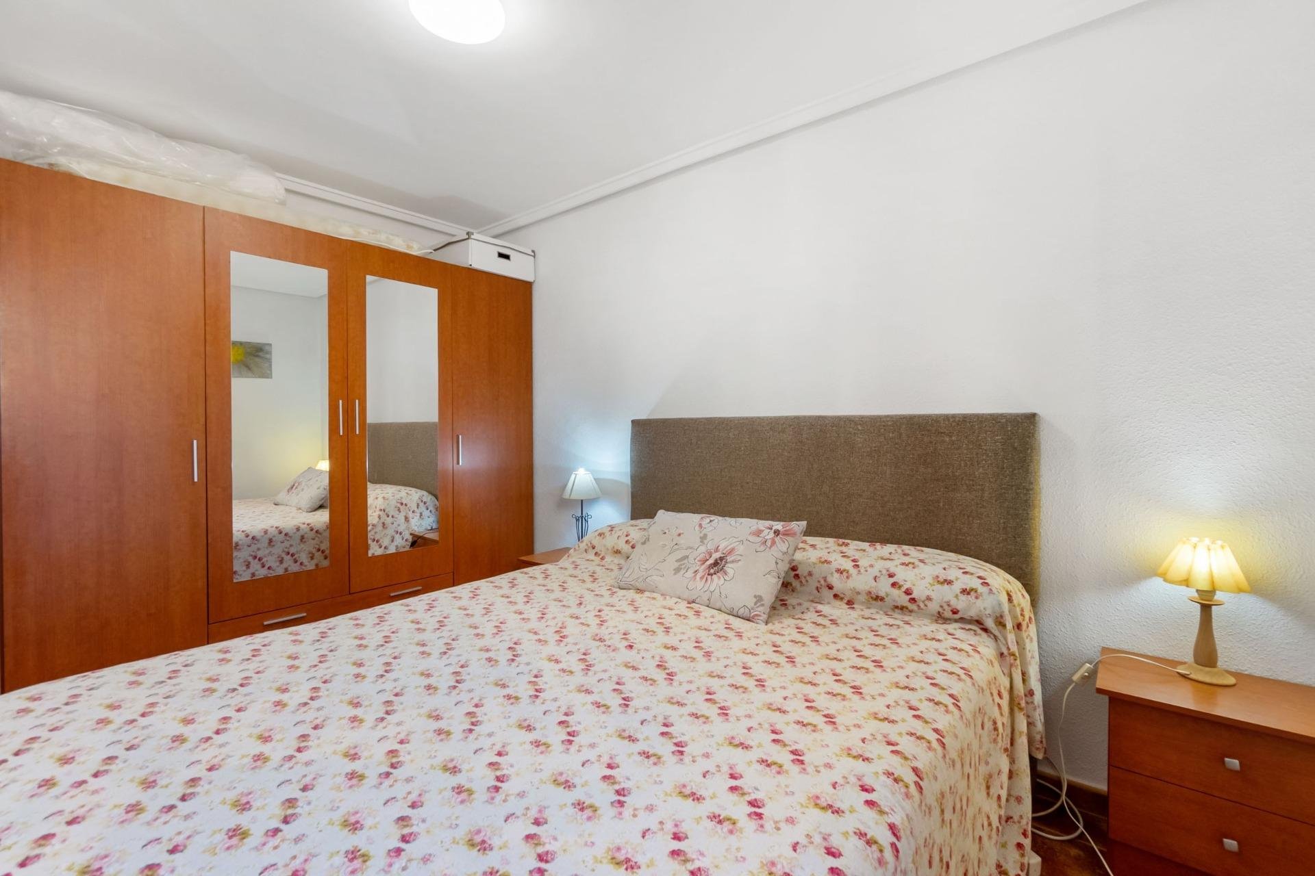 Resale - Apartment - Torrevieja - La Mata