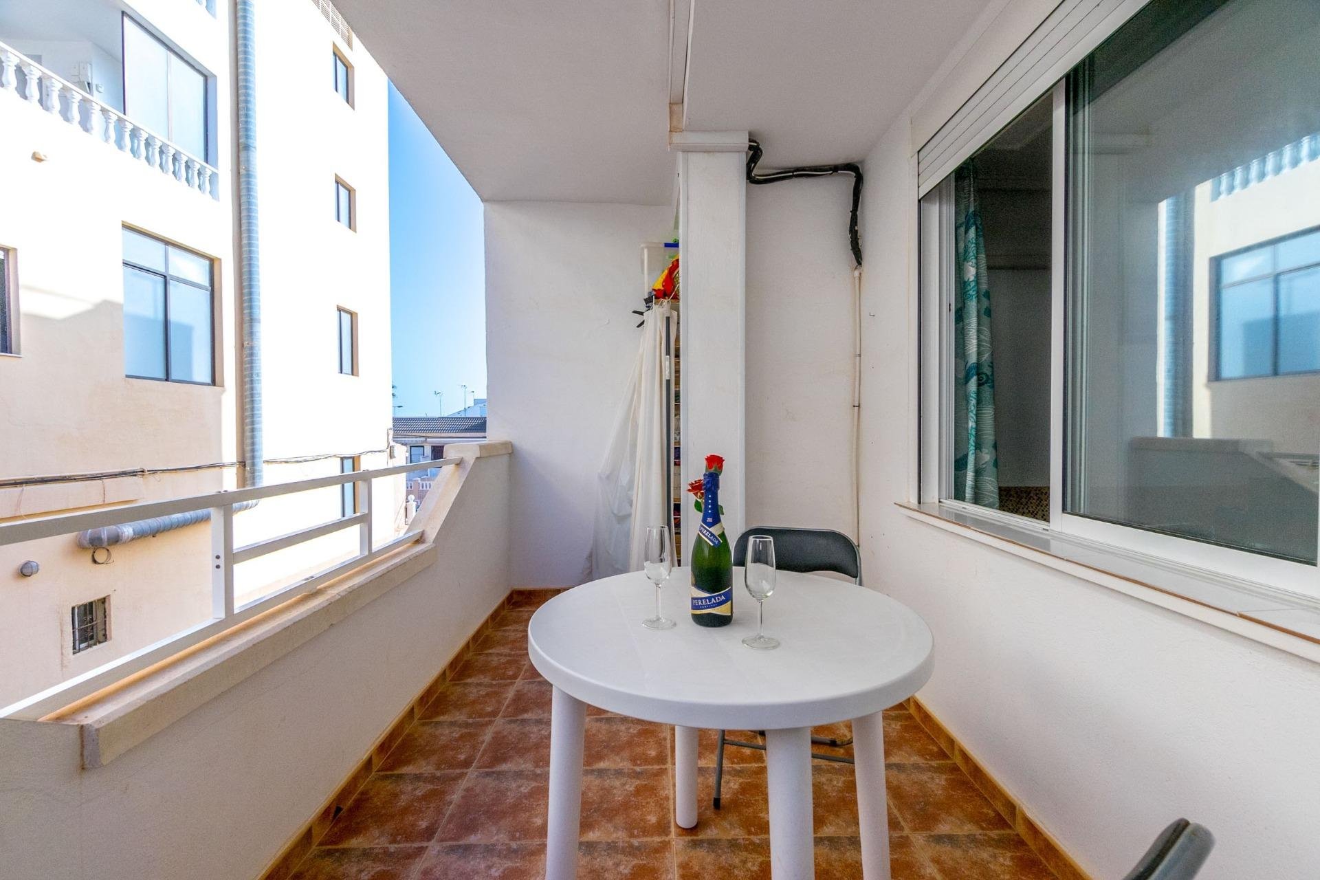 Resale - Apartment - Torrevieja - La Mata