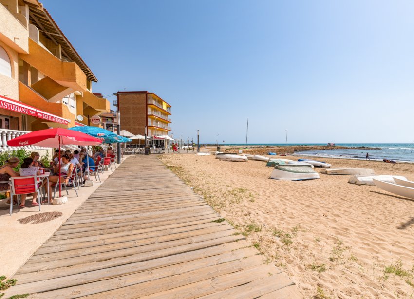 Resale - Apartment - Torrevieja - La Mata