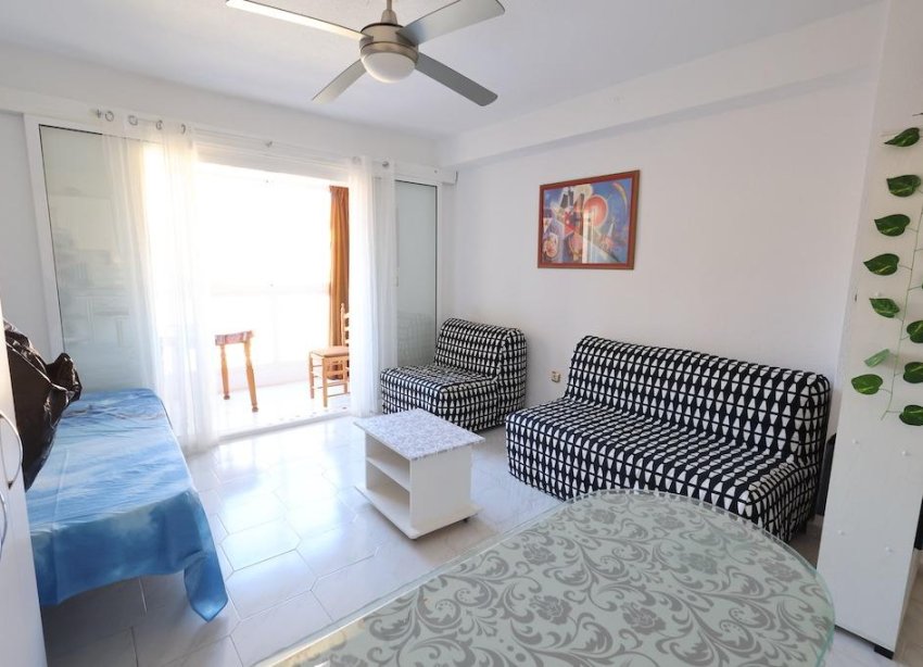 Resale - Apartment - Torrevieja - La Mata