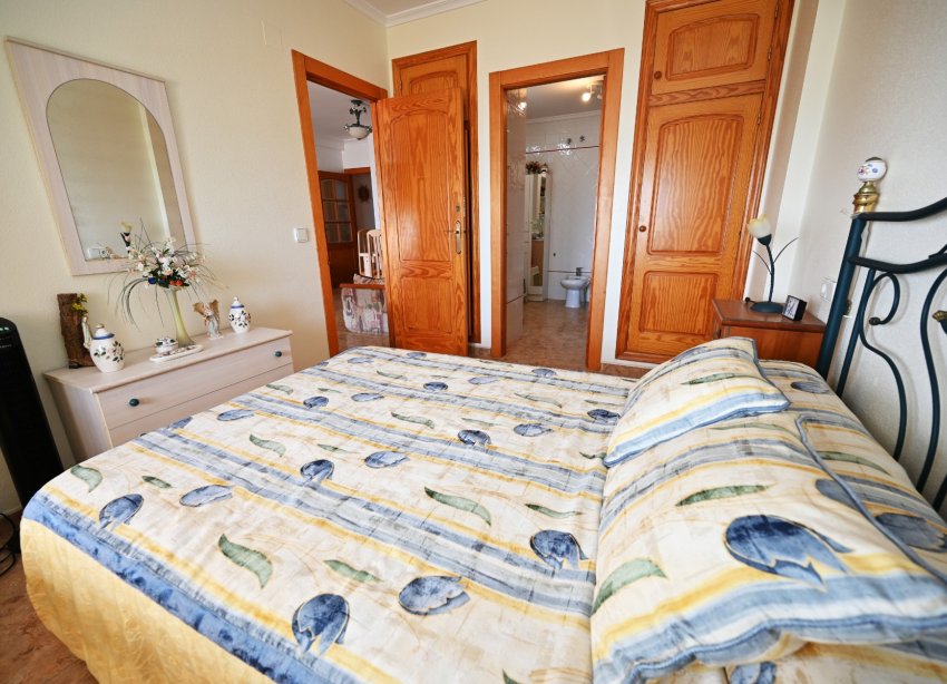 Resale - Apartment - Torrevieja - La Mata