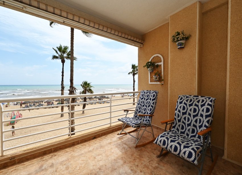 Resale - Apartment - Torrevieja - La Mata