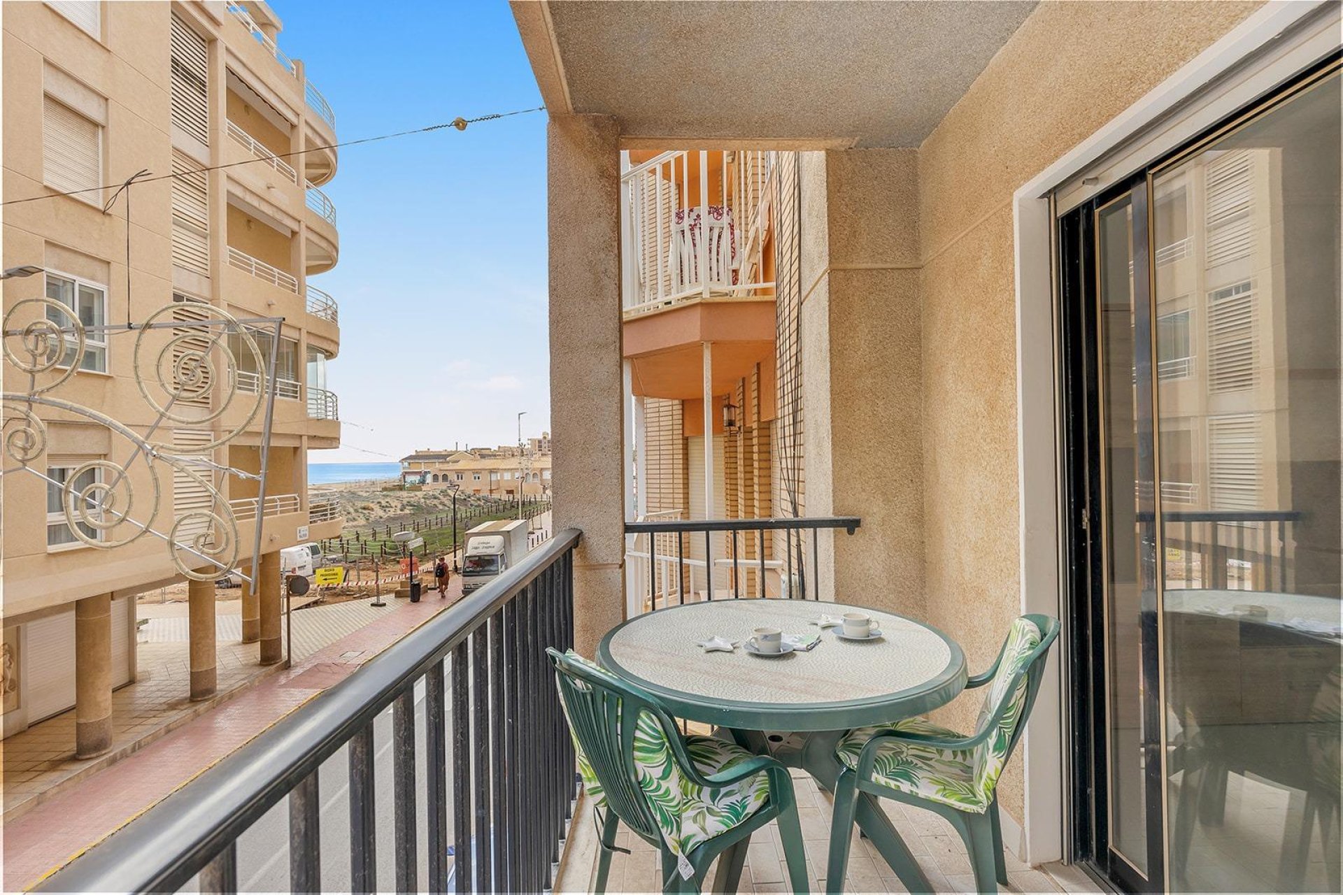 Resale - Apartment - Torrevieja - La Mata