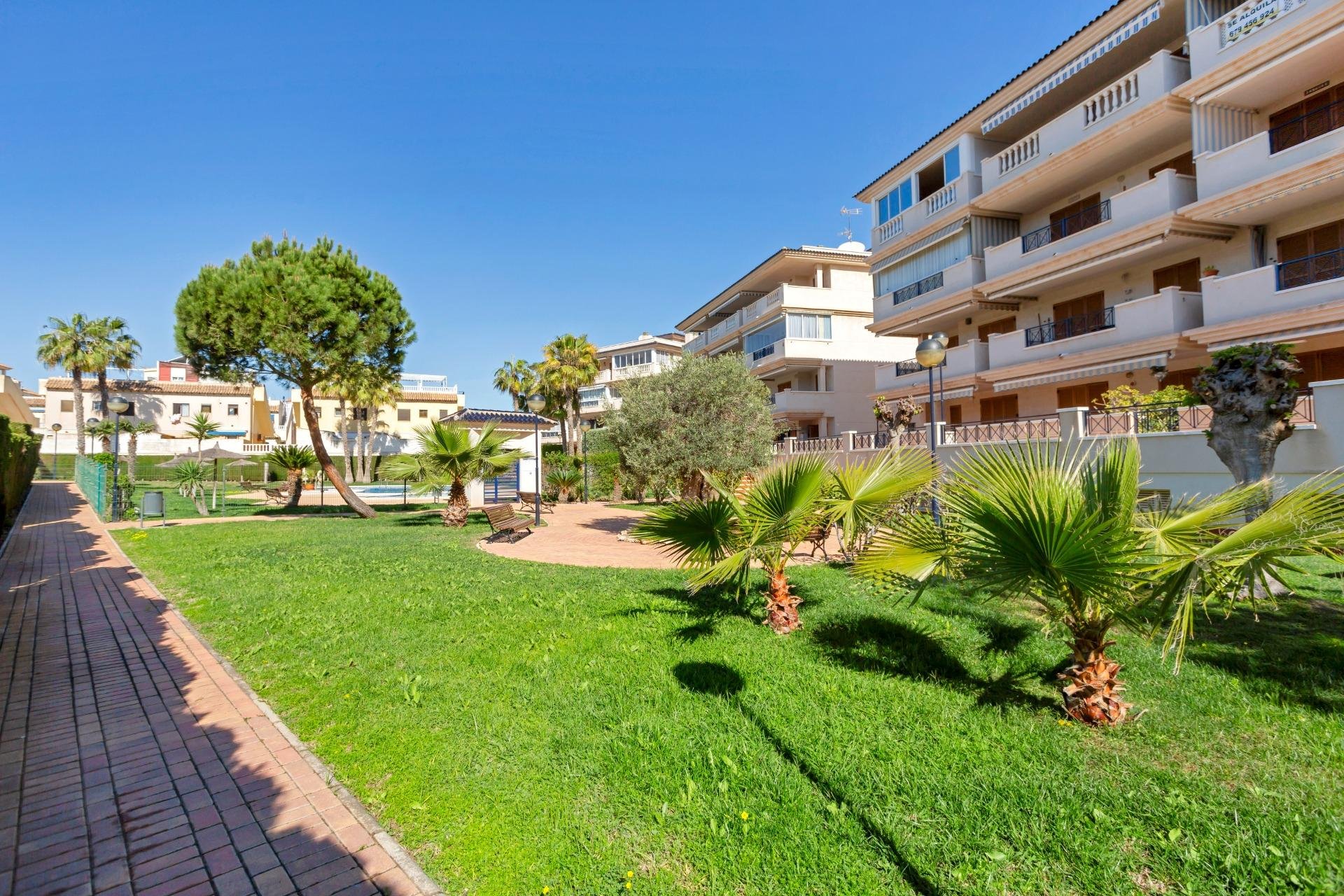 Resale - Apartment - Torrevieja - La Mata