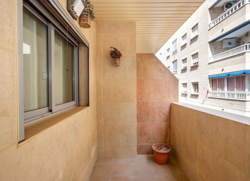 Resale - Apartment - Torrevieja - La Mata