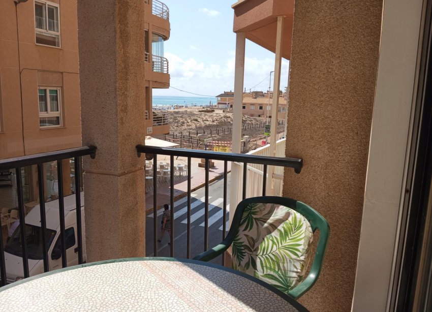 Resale - Apartment - Torrevieja - La Mata