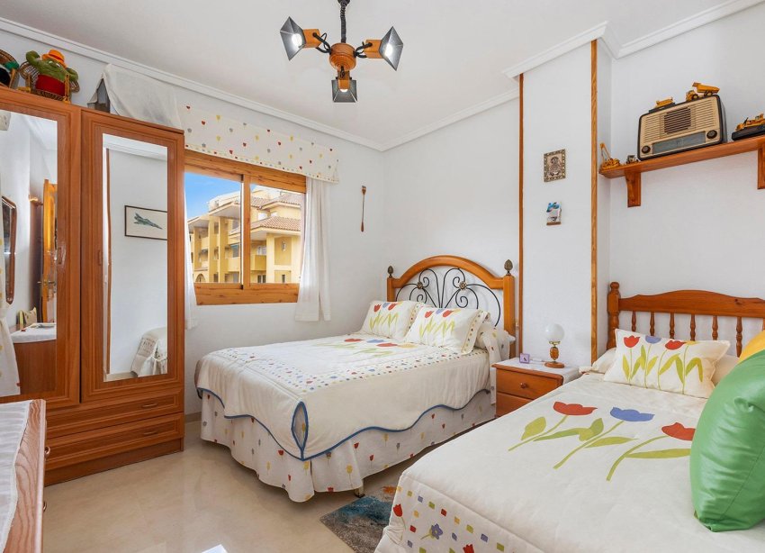 Resale - Apartment - Torrevieja - La Mata