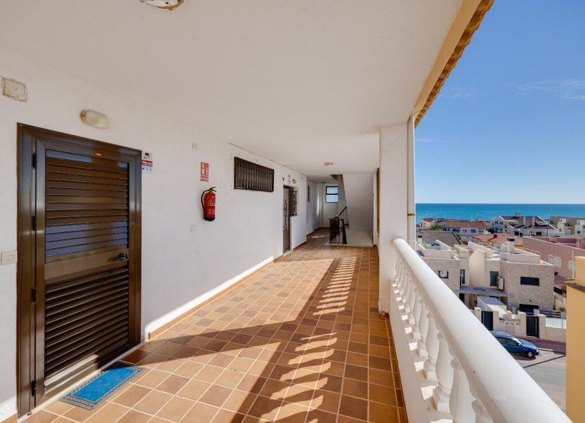 Resale - Apartment - Torrevieja - La Mata