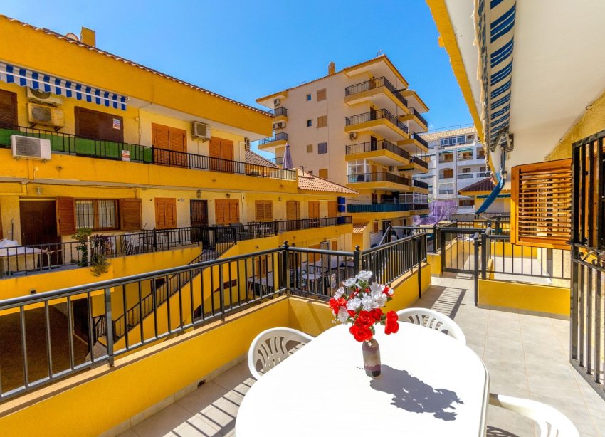 Resale - Apartment - Torrevieja - La Mata