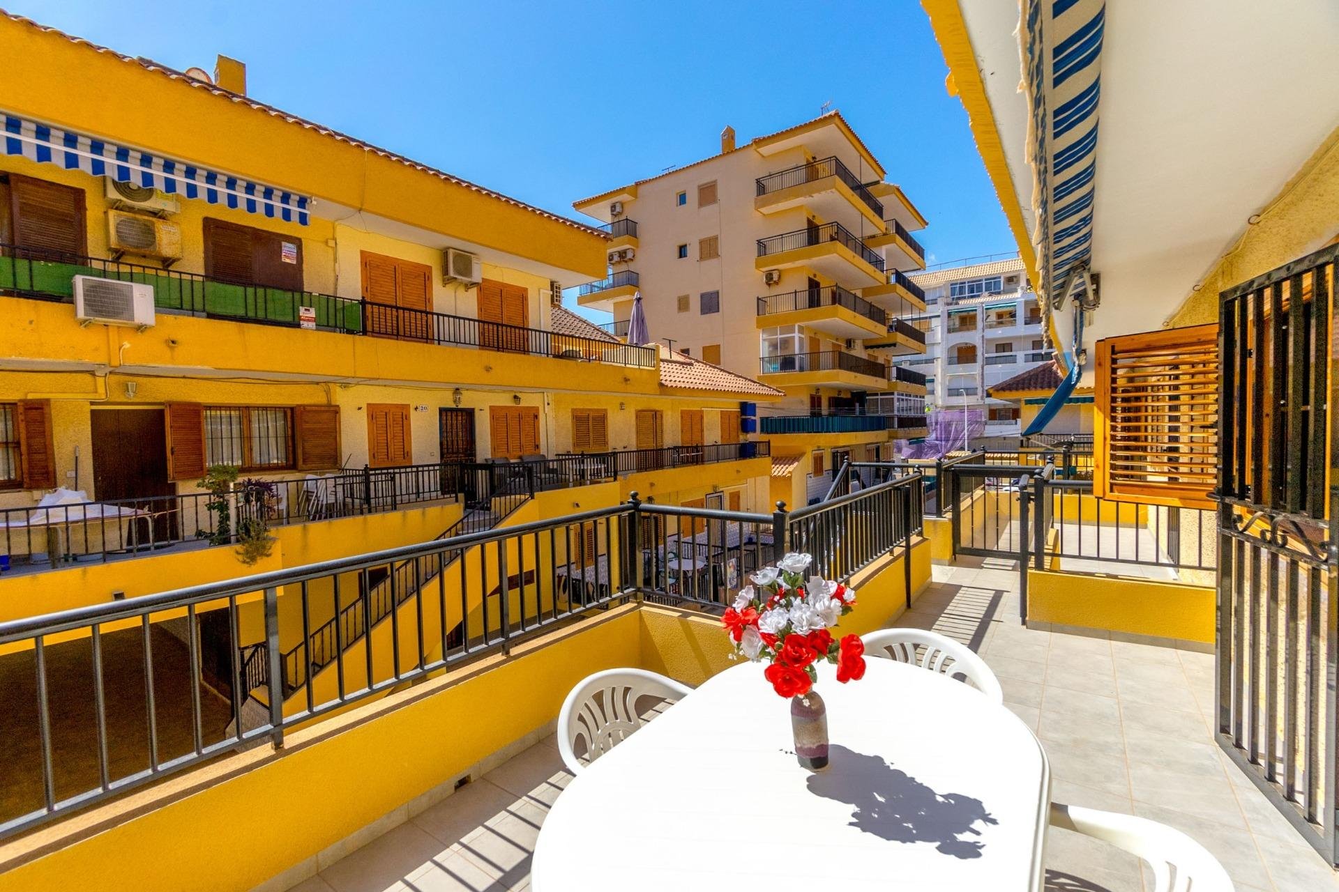 Resale - Apartment - Torrevieja - La Mata