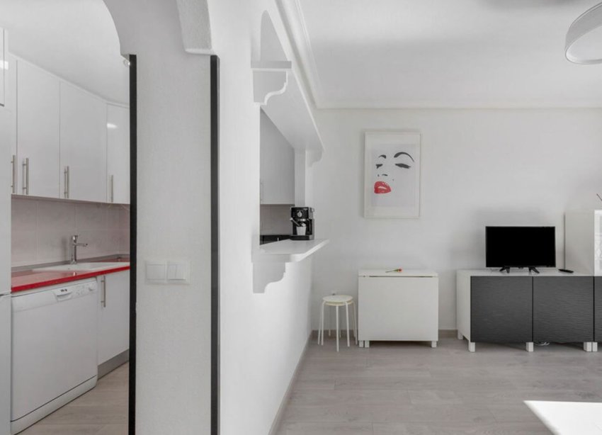 Resale - Apartment - Torrevieja - La Mata