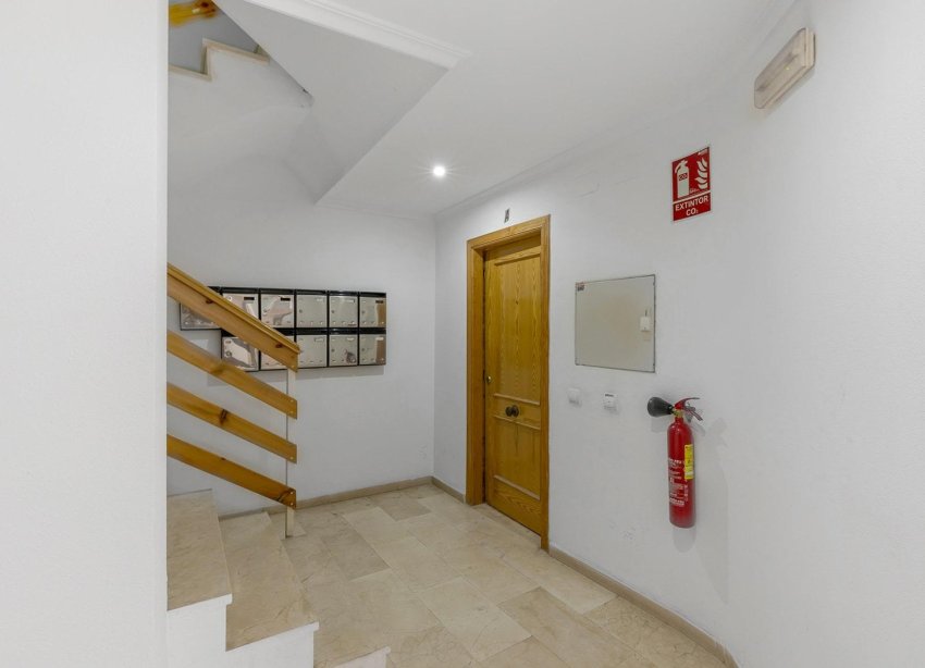 Resale - Apartment - Torrevieja - La Mata