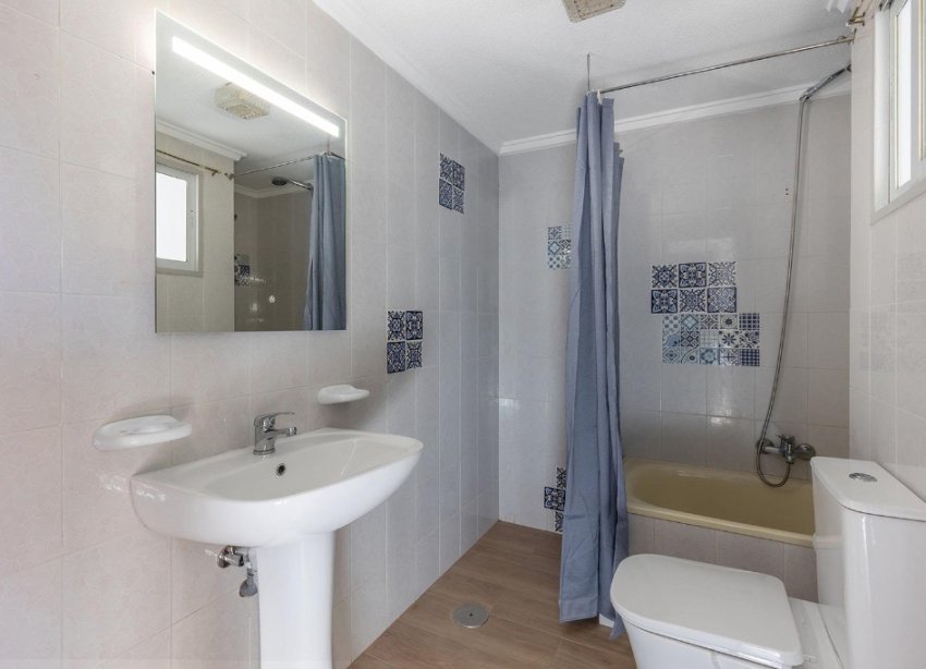 Resale - Apartment - Torrevieja - La Mata