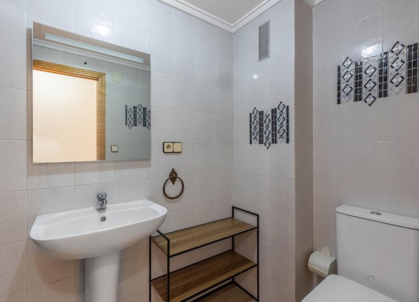 Resale - Apartment - Torrevieja - La Mata