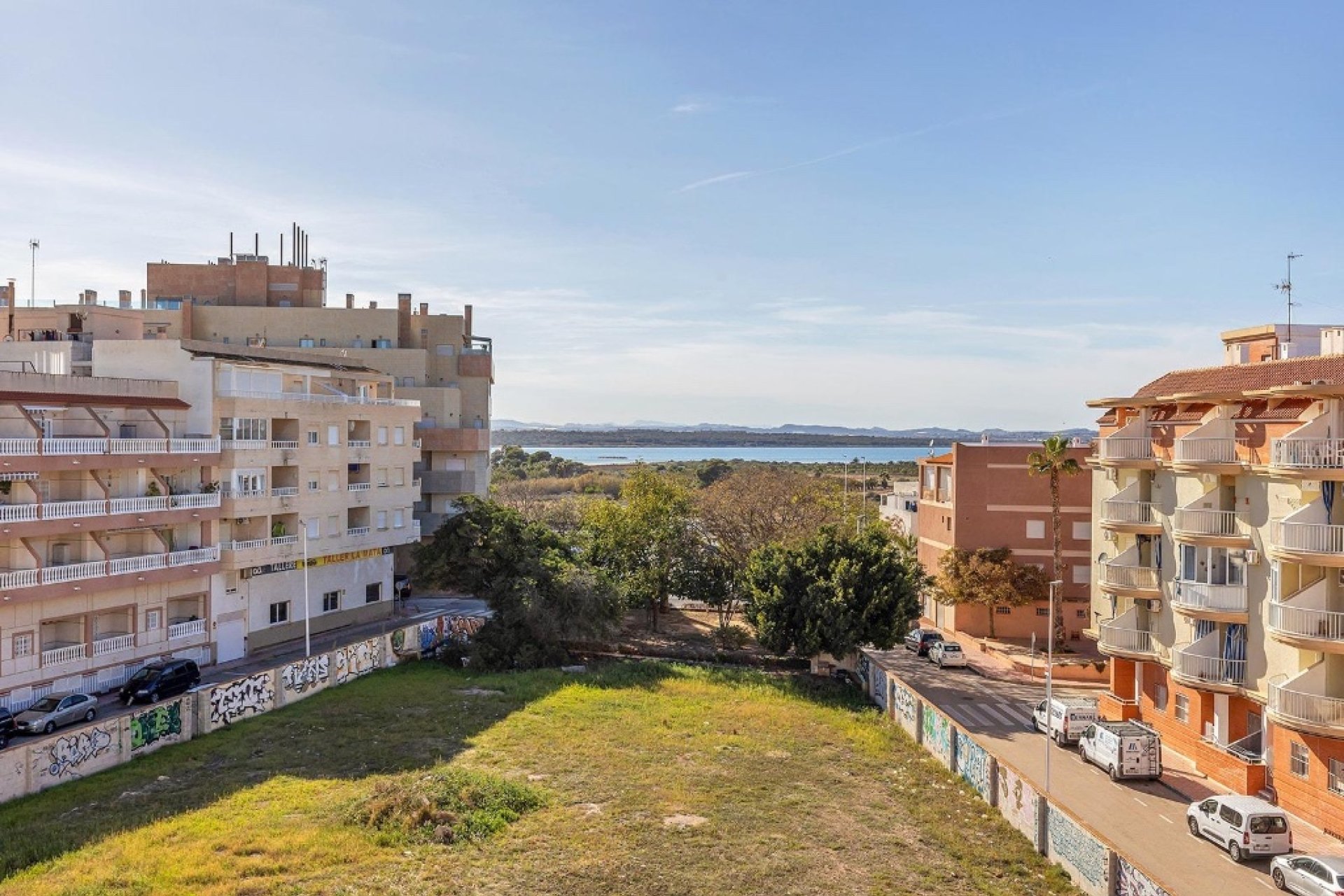 Resale - Apartment - Torrevieja - La Mata
