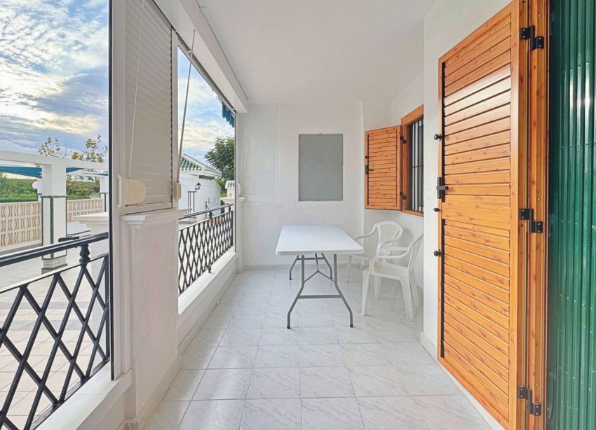 Resale - Apartment - Torrevieja - La Mata