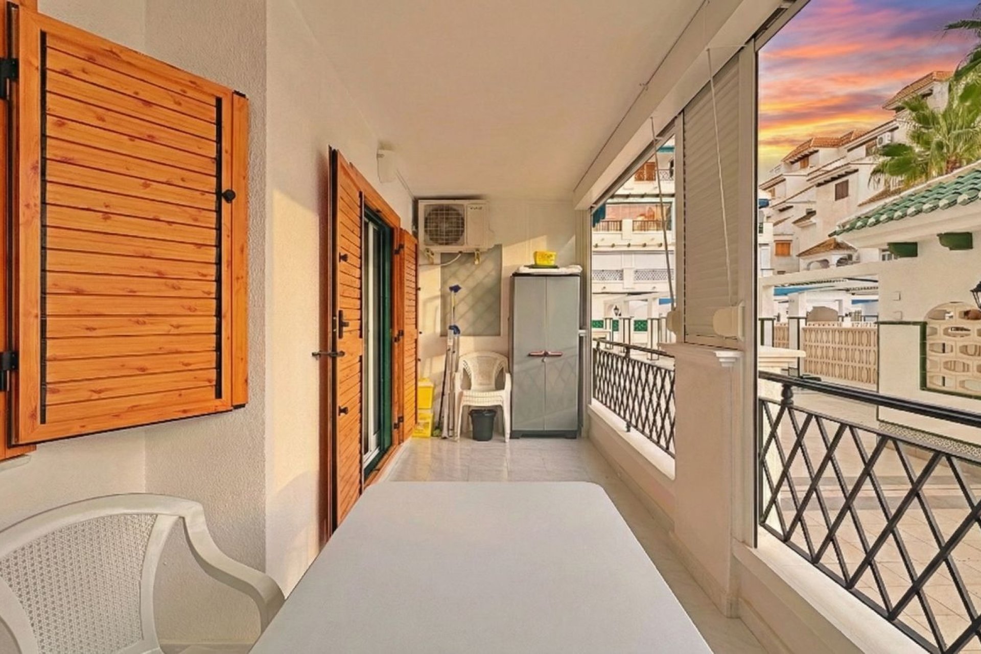 Resale - Apartment - Torrevieja - La Mata