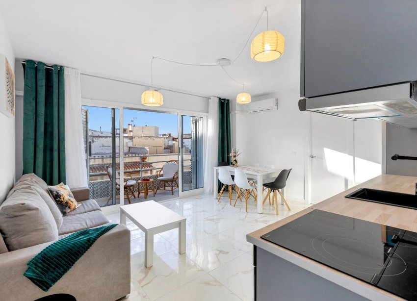 Resale - Apartment - Torrevieja - La Mata