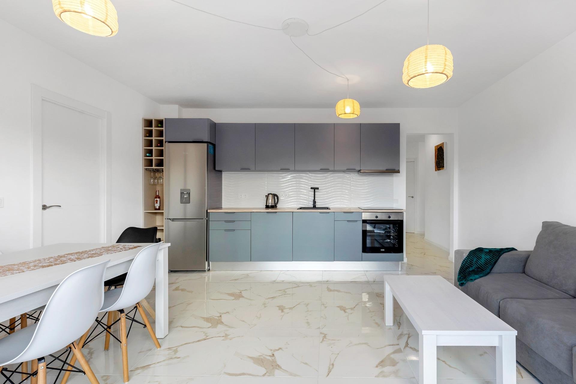 Resale - Apartment - Torrevieja - La Mata