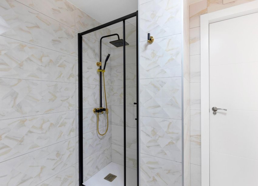 Resale - Apartment - Torrevieja - La Mata