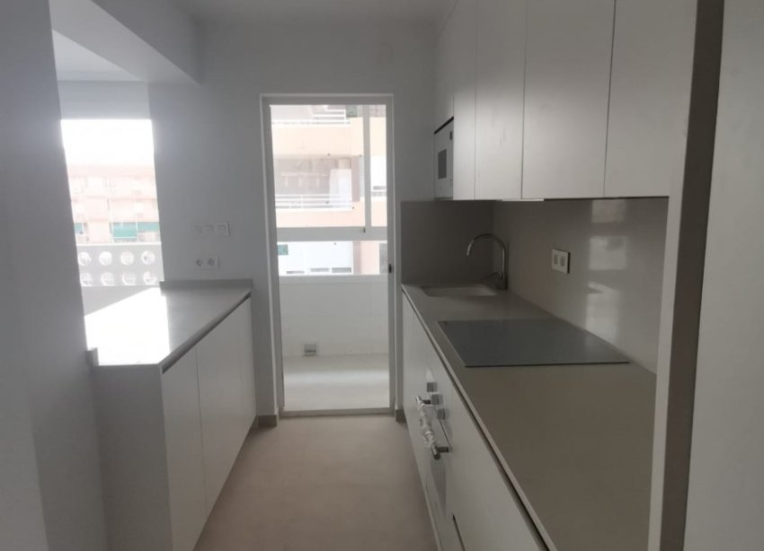 Resale - Apartment - Torrevieja - La Mata