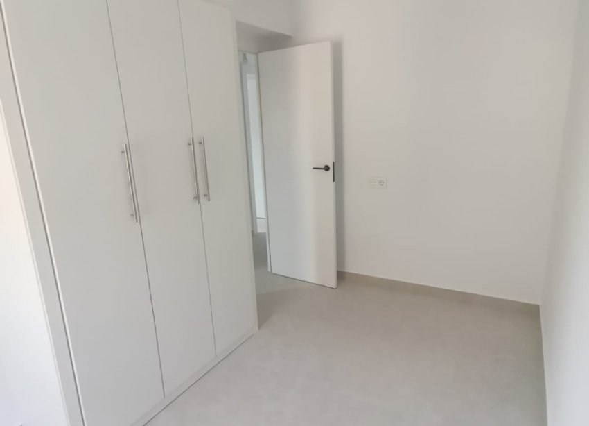 Resale - Apartment - Torrevieja - La Mata