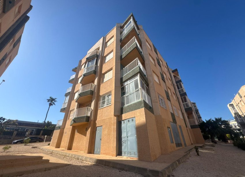 Resale - Apartment - Torrevieja - La Mata