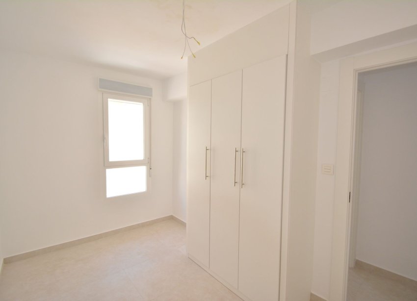 Resale - Apartment - Torrevieja - La Mata