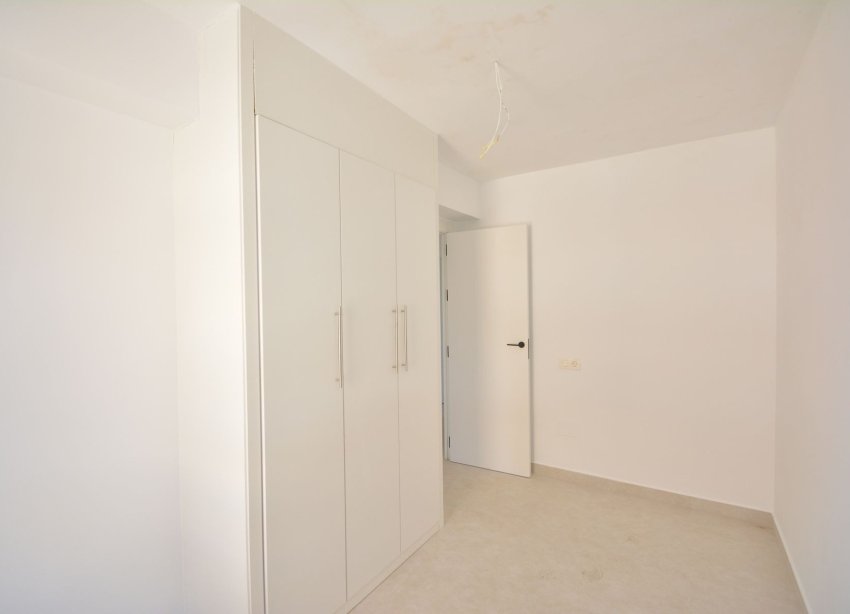 Resale - Apartment - Torrevieja - La Mata