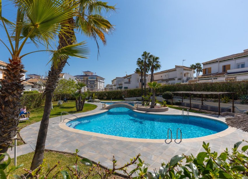 Resale - Apartment - Torrevieja - La Mata