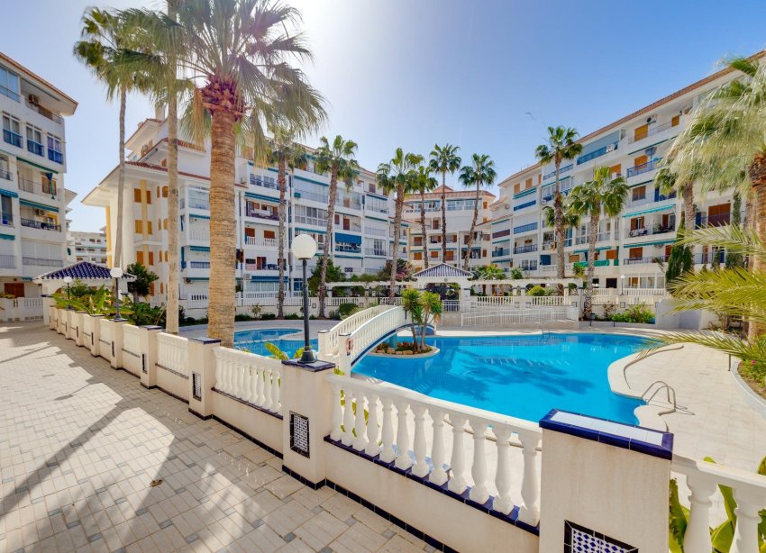 Resale - Apartment - Torrevieja - La Mata
