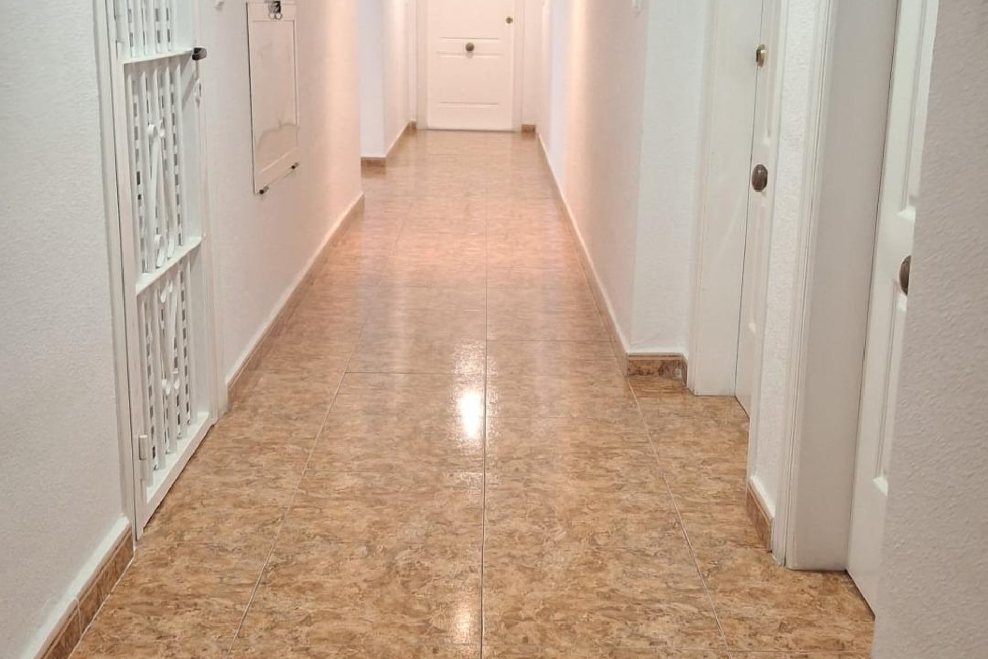 Resale - Apartment - Torrevieja - La Mata