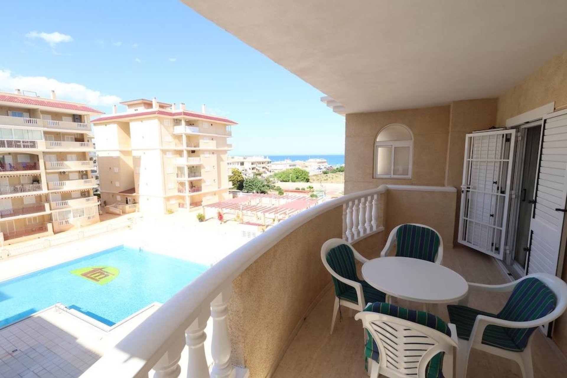Resale - Apartment - Torrevieja - La Mata