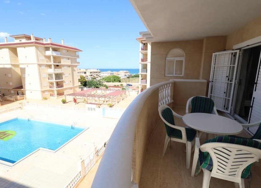 Resale - Apartment - Torrevieja - La Mata