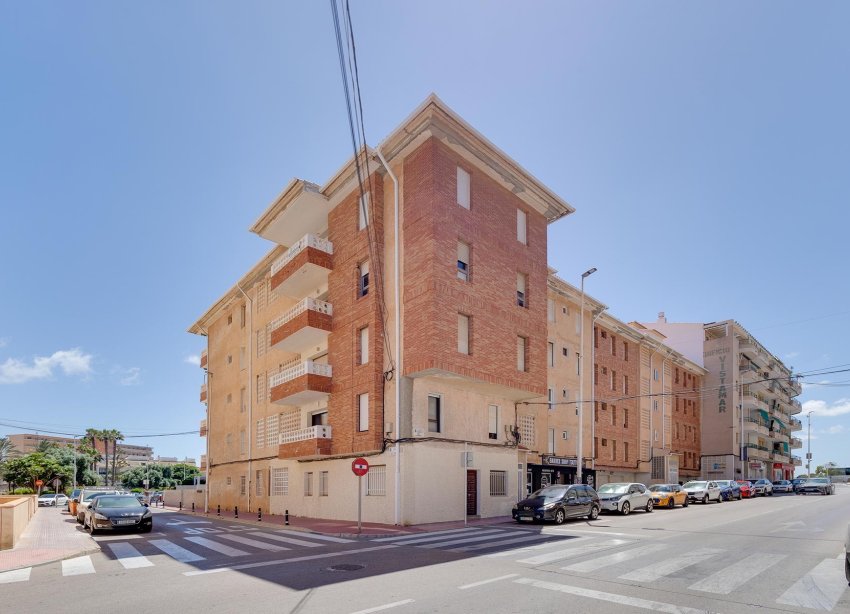 Resale - Apartment - Torrevieja - La Mata