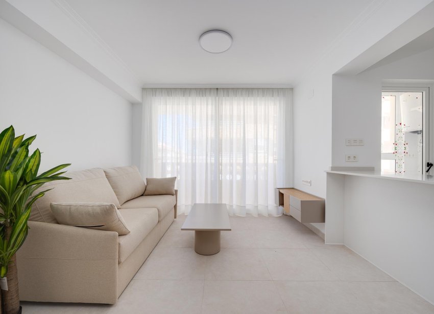Resale - Apartment - Torrevieja - La Mata