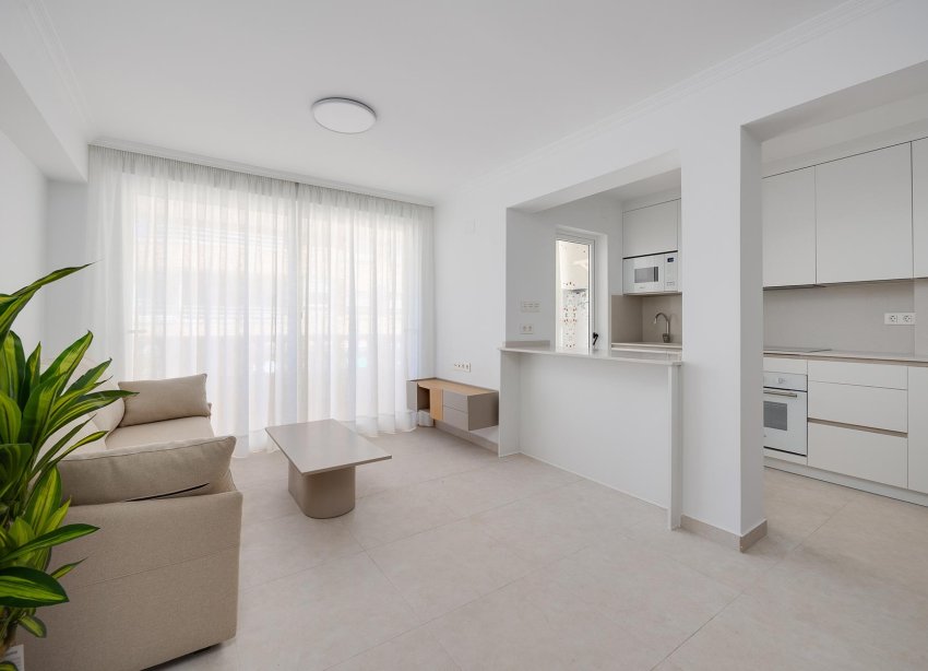 Resale - Apartment - Torrevieja - La Mata
