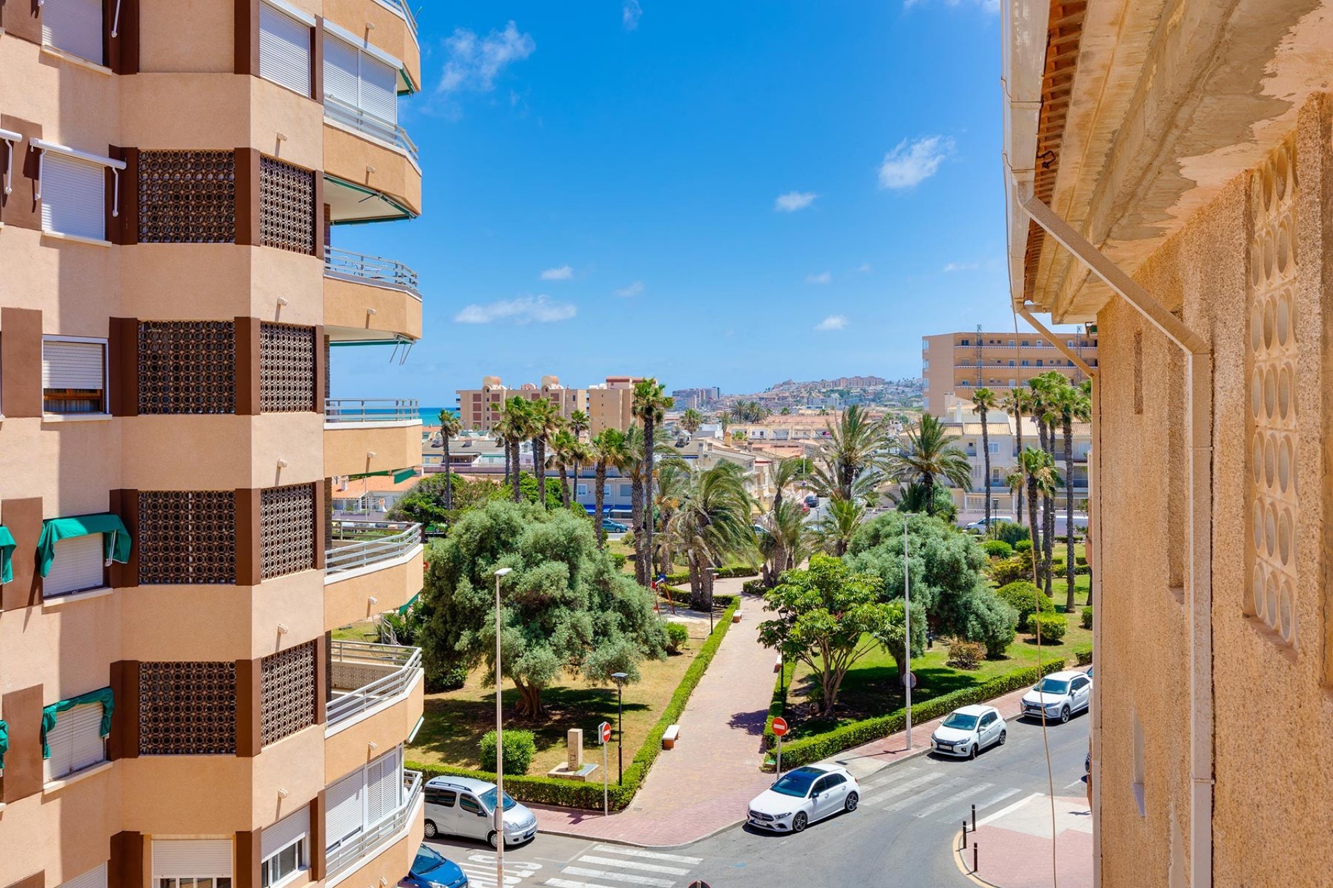 Resale - Apartment - Torrevieja - La Mata
