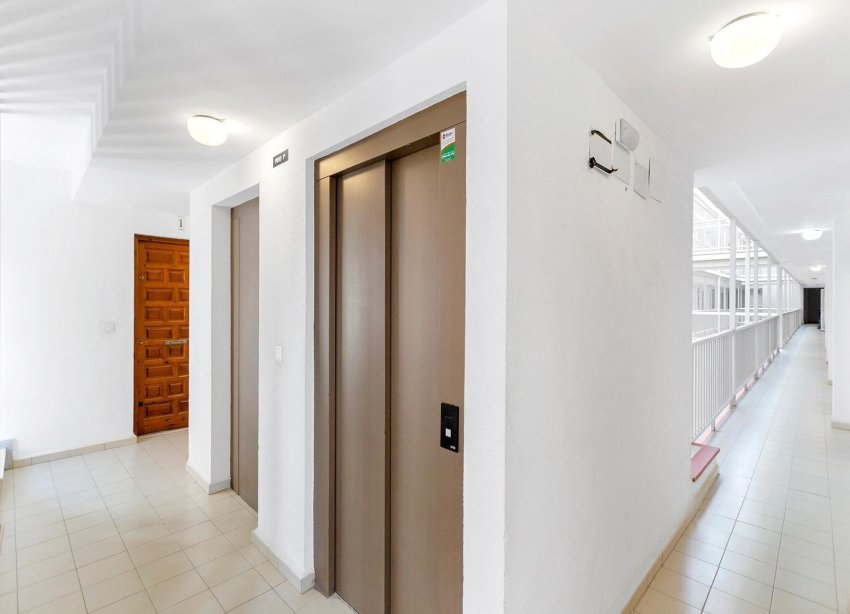 Resale - Apartment - Torrevieja - La Mata