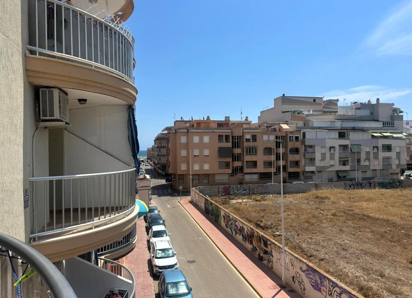 Resale - Apartment - Torrevieja - La Mata