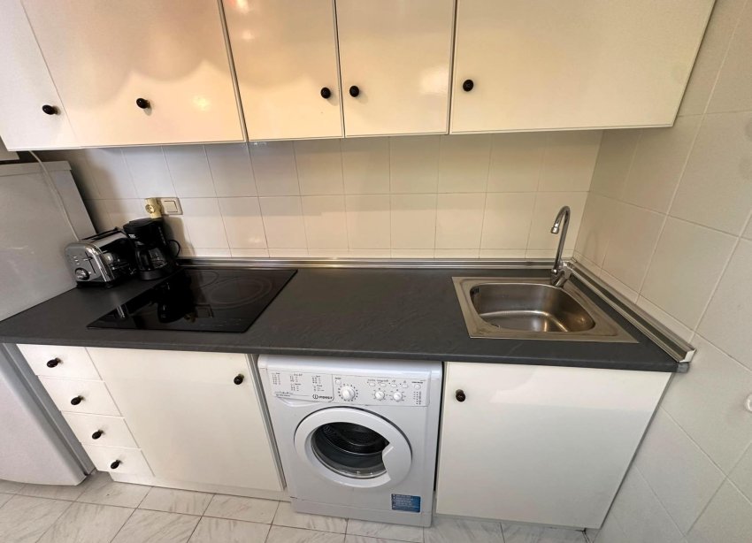 Resale - Apartment - Torrevieja - La Mata