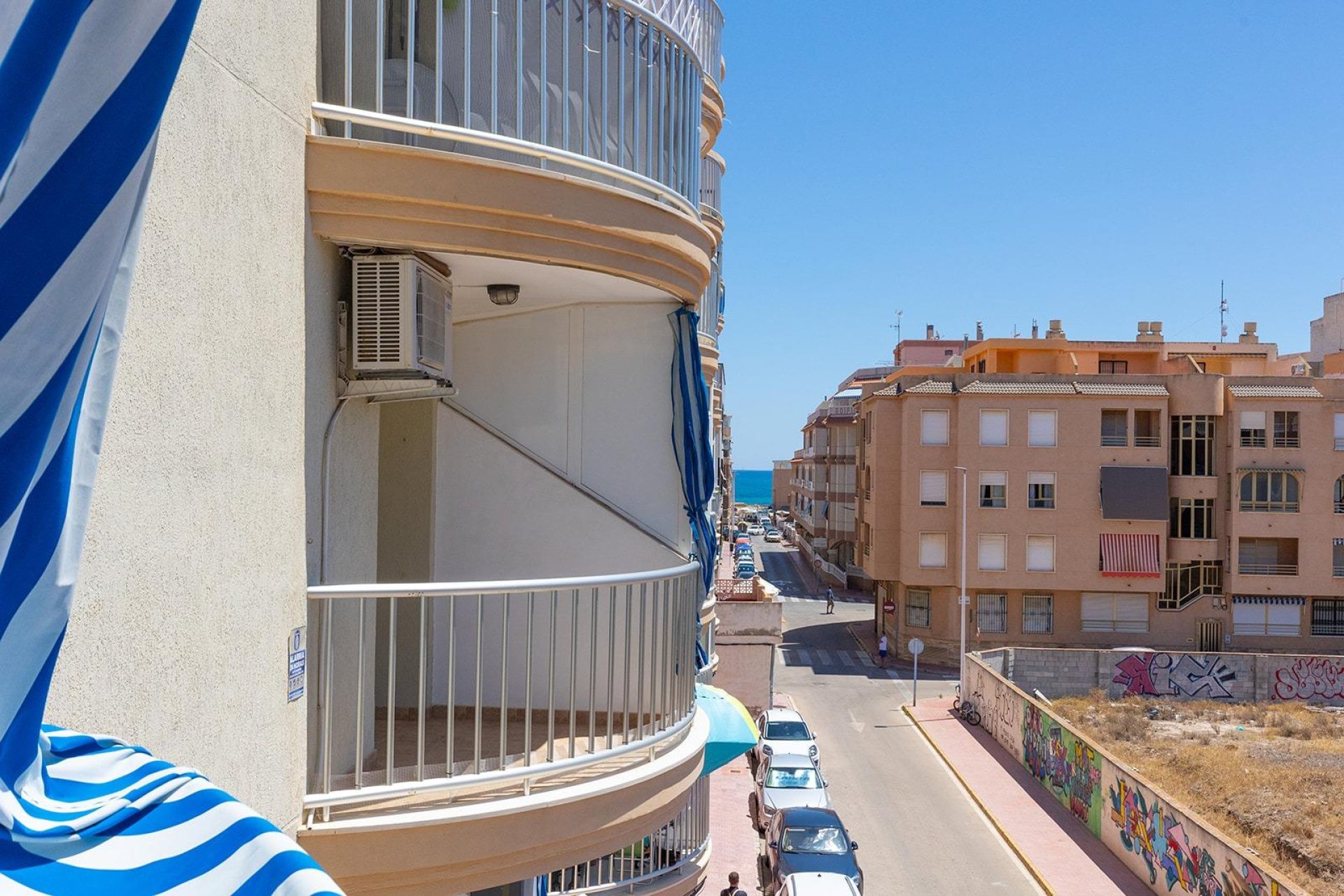 Resale - Apartment - Torrevieja - La Mata