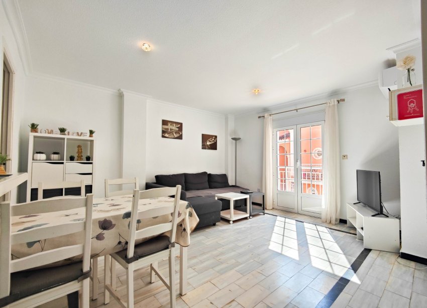 Resale - Apartment - Torrevieja - La Mata