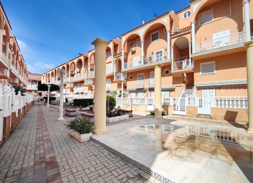 Resale - Apartment - Torrevieja - La Mata