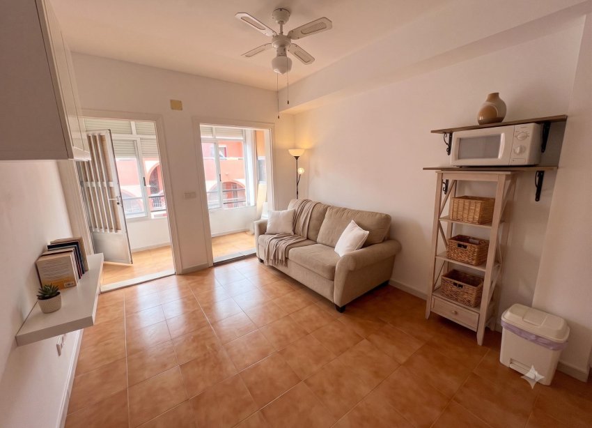 Resale - Apartment - Torrevieja - La Mata