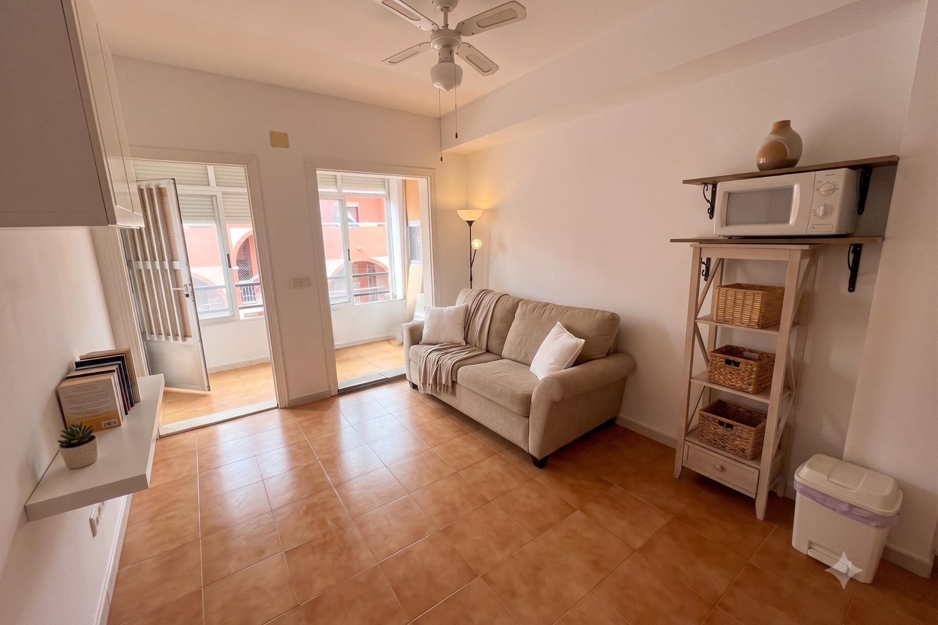Resale - Apartment - Torrevieja - La Mata