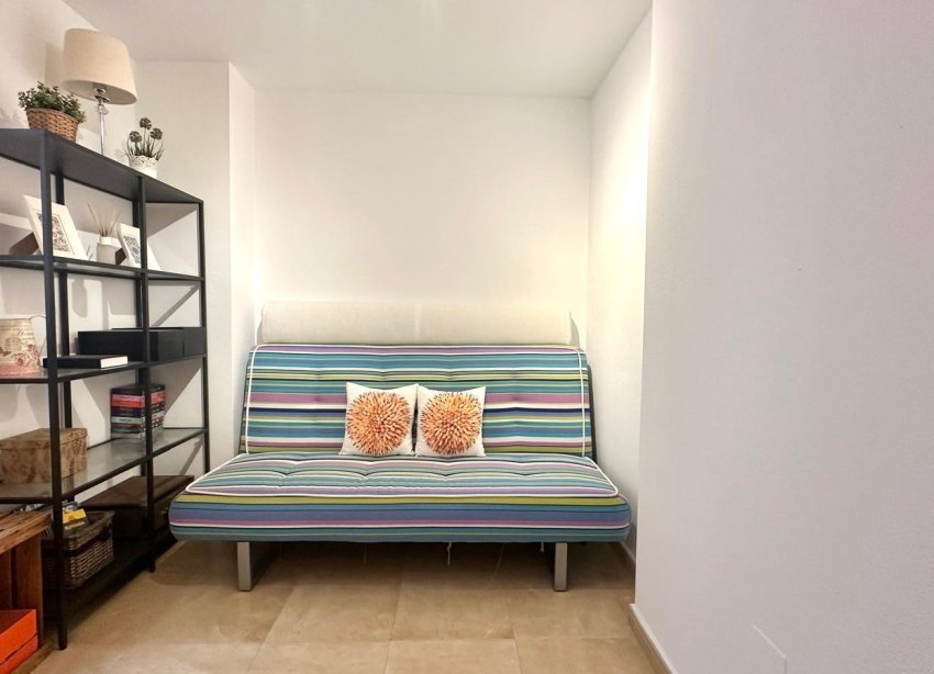 Resale - Apartment - Torrevieja - La Mata