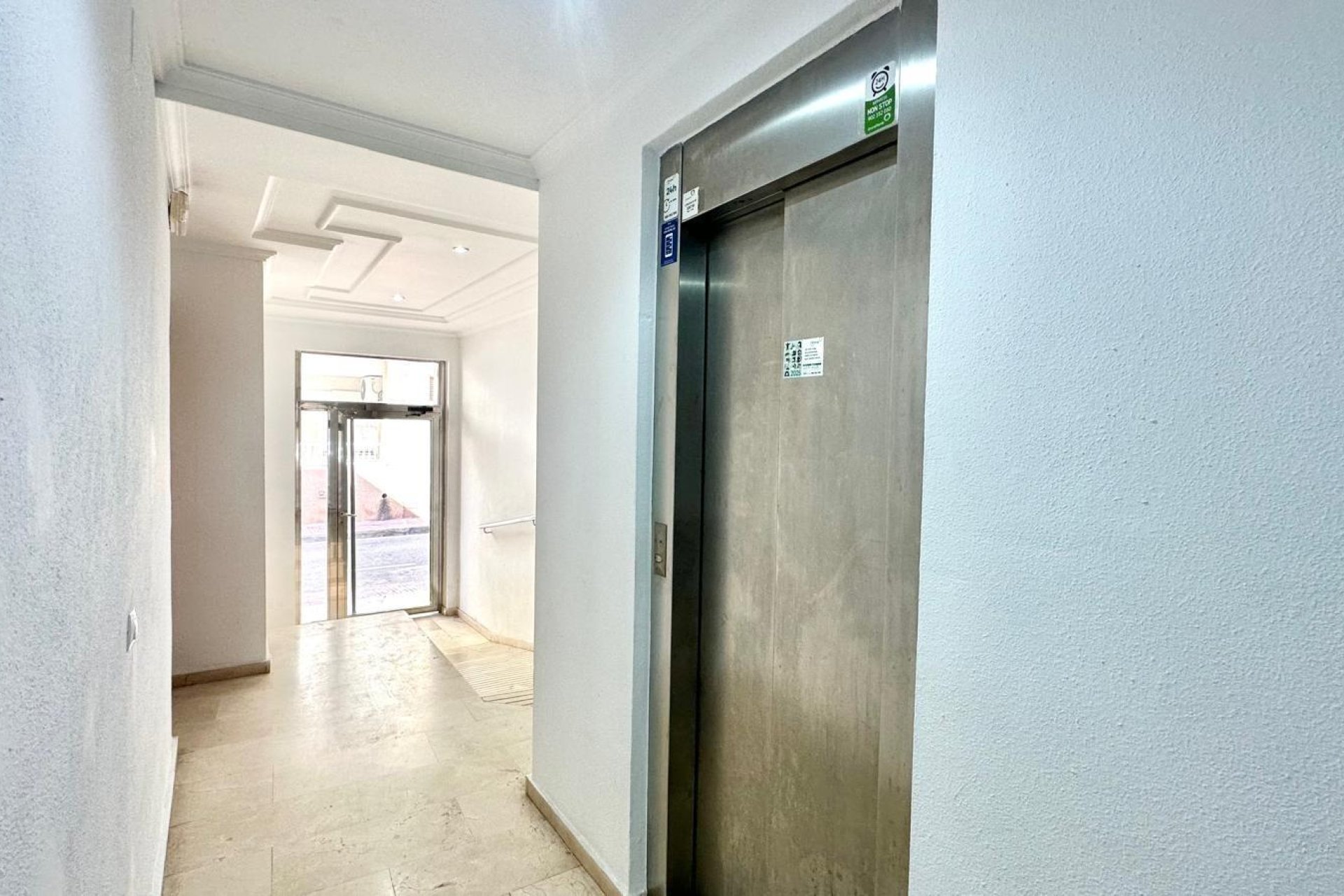 Resale - Apartment - Torrevieja - La Mata