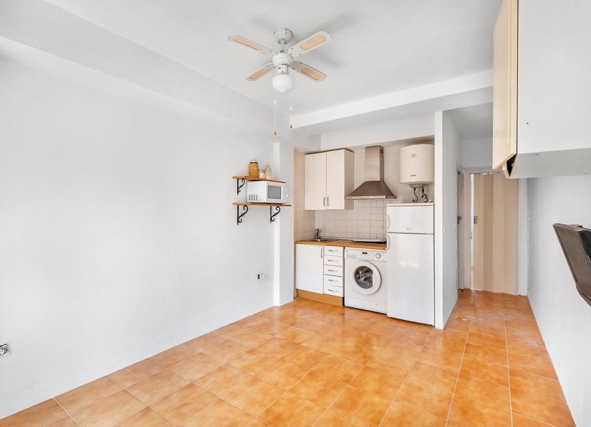 Resale - Apartment - Torrevieja - La Mata
